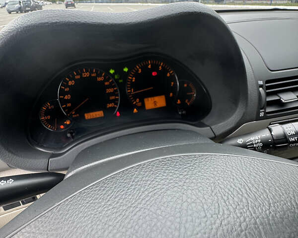 Черный Тойота Авенсис, объемом двигателя 2 л и пробегом 296 тыс. км за 5800 $, фото 9 на Automoto.ua