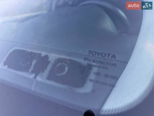 Чорний Тойота Авенсіс, об'ємом двигуна 1.8 л та пробігом 201 тис. км за 7800 $, фото 51 на Automoto.ua