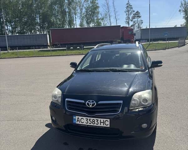 Чорний Тойота Авенсіс, об'ємом двигуна 2 л та пробігом 318 тис. км за 6400 $, фото 6 на Automoto.ua