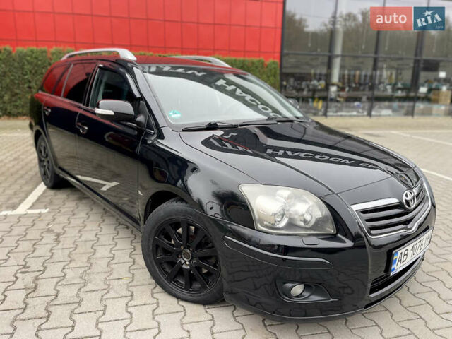 Чорний Тойота Авенсіс, об'ємом двигуна 2 л та пробігом 271 тис. км за 6599 $, фото 1 на Automoto.ua