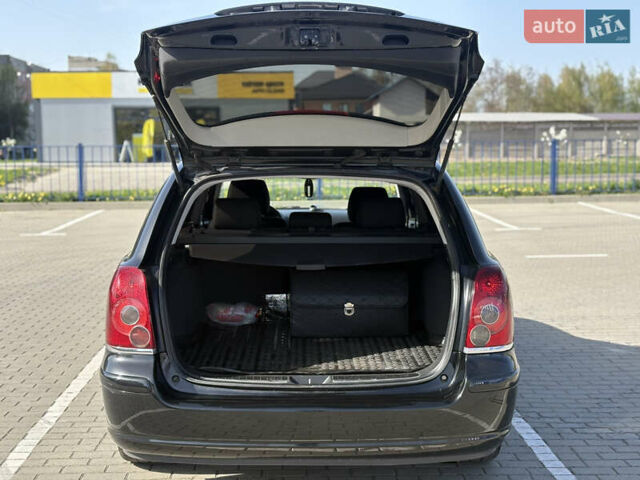 Чорний Тойота Авенсіс, об'ємом двигуна 2 л та пробігом 296 тис. км за 6200 $, фото 41 на Automoto.ua