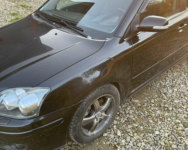 Черный Тойота Авенсис, объемом двигателя 2 л и пробегом 255 тыс. км за 6600 $, фото 2 на Automoto.ua