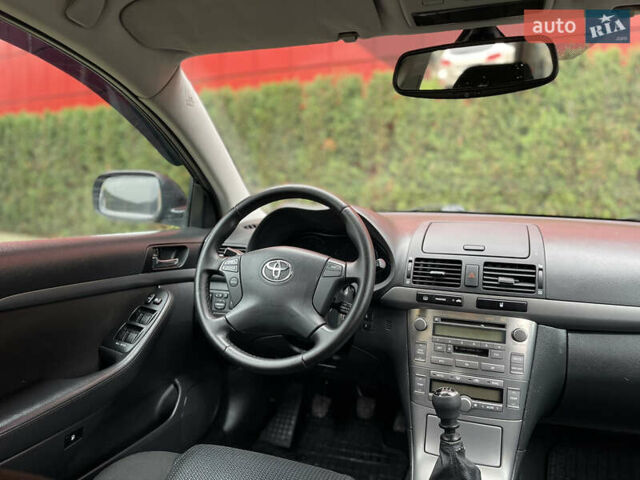 Черный Тойота Авенсис, объемом двигателя 2 л и пробегом 271 тыс. км за 6599 $, фото 20 на Automoto.ua