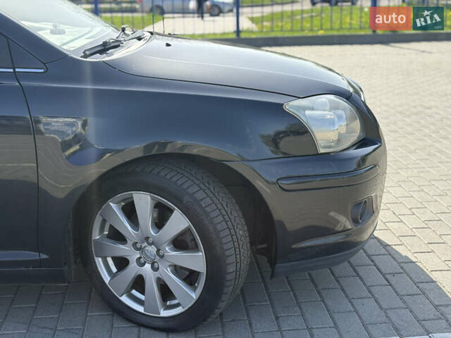 Чорний Тойота Авенсіс, об'ємом двигуна 2 л та пробігом 296 тис. км за 6200 $, фото 44 на Automoto.ua