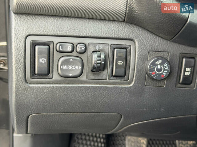 Черный Тойота Авенсис, объемом двигателя 1.8 л и пробегом 243 тыс. км за 7999 $, фото 34 на Automoto.ua