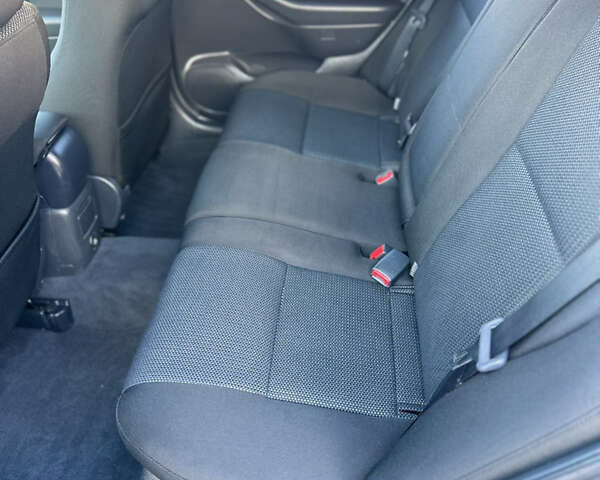 Чорний Тойота Авенсіс, об'ємом двигуна 1.8 л та пробігом 155 тис. км за 7350 $, фото 25 на Automoto.ua