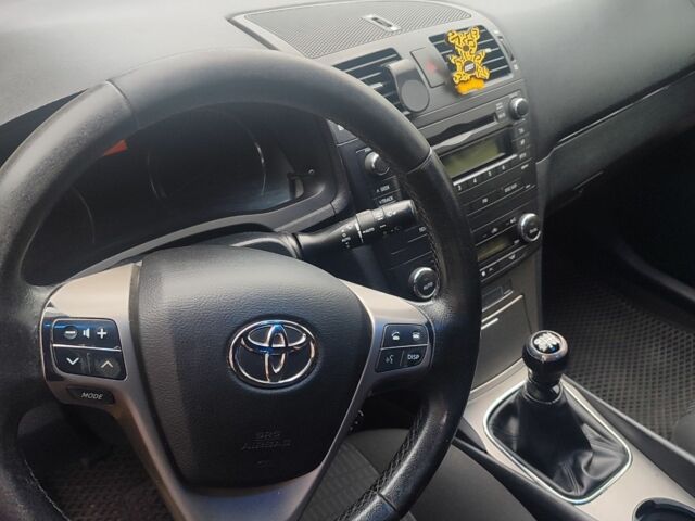 Чорний Тойота Авенсіс, об'ємом двигуна 2 л та пробігом 353 тис. км за 7600 $, фото 2 на Automoto.ua