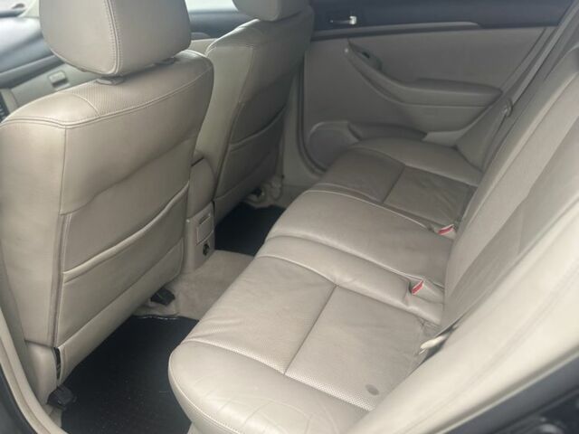 Чорний Тойота Авенсіс, об'ємом двигуна 2 л та пробігом 265 тис. км за 7350 $, фото 20 на Automoto.ua