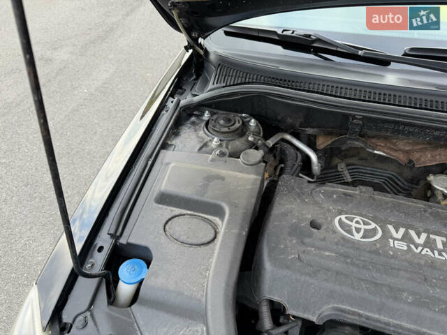 Черный Тойота Авенсис, объемом двигателя 1.8 л и пробегом 243 тыс. км за 7999 $, фото 62 на Automoto.ua