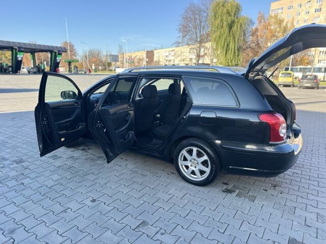 Черный Тойота Авенсис, объемом двигателя 1.8 л и пробегом 155 тыс. км за 7450 $, фото 9 на Automoto.ua