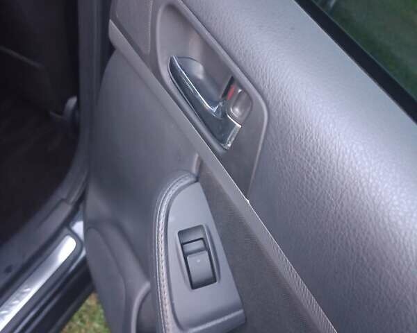 Чорний Тойота Авенсіс, об'ємом двигуна 1.8 л та пробігом 233 тис. км за 8200 $, фото 26 на Automoto.ua