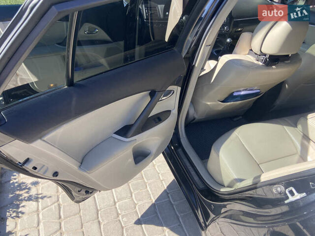 Черный Тойота Авенсис, объемом двигателя 2.2 л и пробегом 290 тыс. км за 7700 $, фото 5 на Automoto.ua