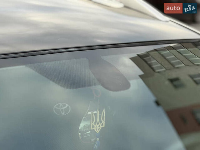 Черный Тойота Авенсис, объемом двигателя 1.8 л и пробегом 243 тыс. км за 7999 $, фото 62 на Automoto.ua