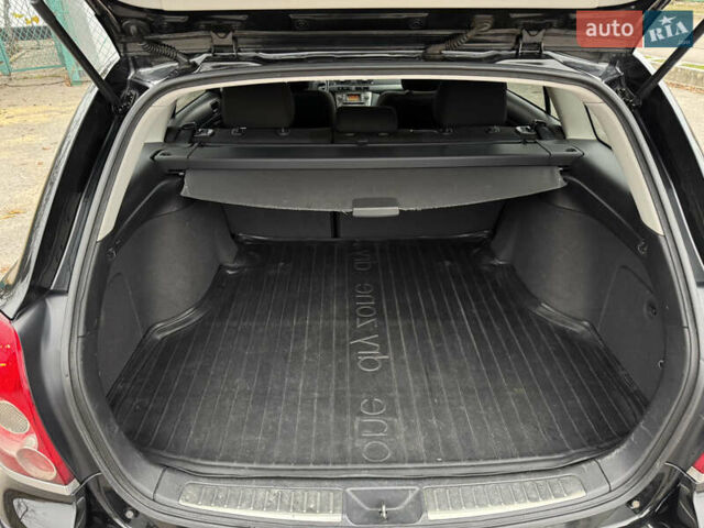 Черный Тойота Авенсис, объемом двигателя 1.79 л и пробегом 171 тыс. км за 7500 $, фото 12 на Automoto.ua