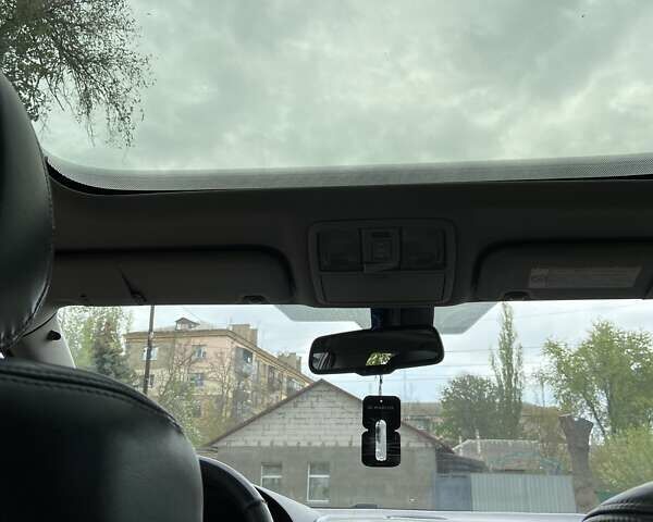 Чорний Тойота Авенсіс, об'ємом двигуна 2 л та пробігом 282 тис. км за 11300 $, фото 9 на Automoto.ua