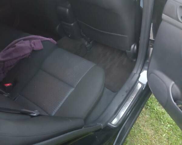 Чорний Тойота Авенсіс, об'ємом двигуна 1.8 л та пробігом 233 тис. км за 8200 $, фото 22 на Automoto.ua