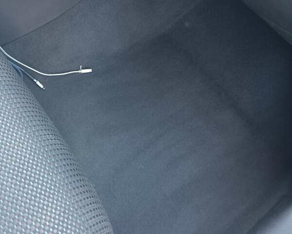 Чорний Тойота Авенсіс, об'ємом двигуна 1.8 л та пробігом 235 тис. км за 8100 $, фото 50 на Automoto.ua