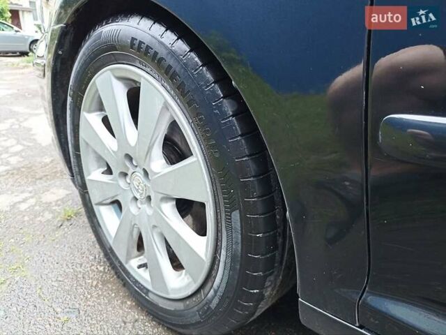 Чорний Тойота Авенсіс, об'ємом двигуна 2 л та пробігом 279 тис. км за 6500 $, фото 18 на Automoto.ua