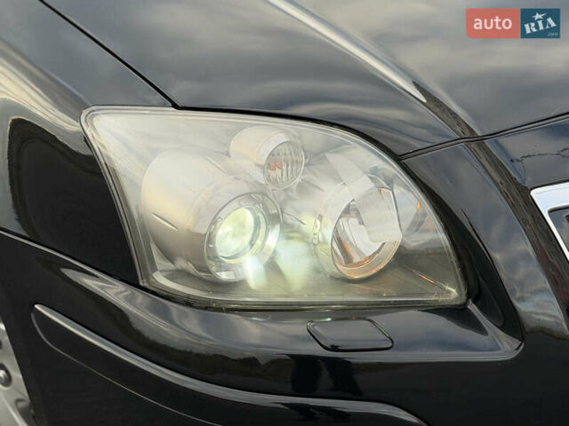 Черный Тойота Авенсис, объемом двигателя 1.8 л и пробегом 243 тыс. км за 7999 $, фото 19 на Automoto.ua