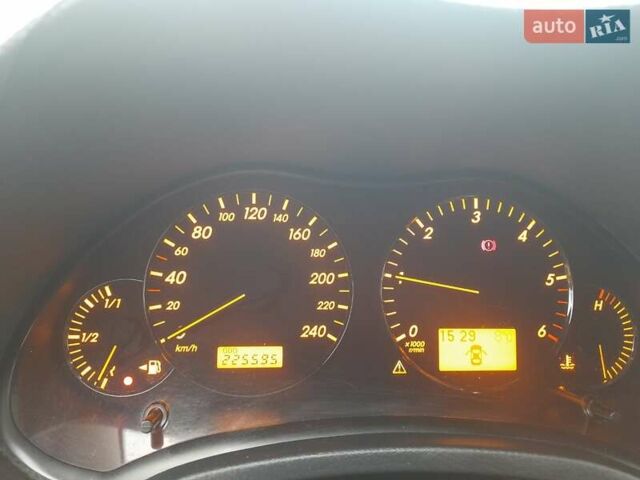 Черный Тойота Авенсис, объемом двигателя 2.2 л и пробегом 225 тыс. км за 7400 $, фото 8 на Automoto.ua