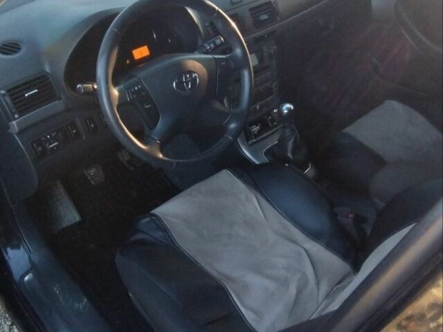 Черный Тойота Авенсис, объемом двигателя 2 л и пробегом 270 тыс. км за 8500 $, фото 7 на Automoto.ua