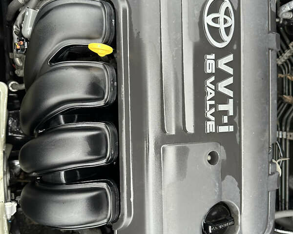Чорний Тойота Авенсіс, об'ємом двигуна 1.8 л та пробігом 155 тис. км за 7350 $, фото 30 на Automoto.ua