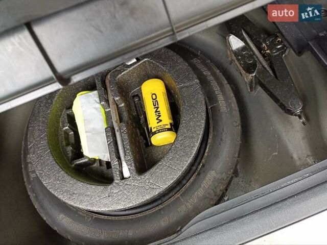 Чорний Тойота Авенсіс, об'ємом двигуна 2 л та пробігом 279 тис. км за 6500 $, фото 23 на Automoto.ua