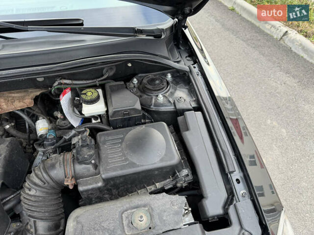 Черный Тойота Авенсис, объемом двигателя 1.8 л и пробегом 243 тыс. км за 7999 $, фото 61 на Automoto.ua