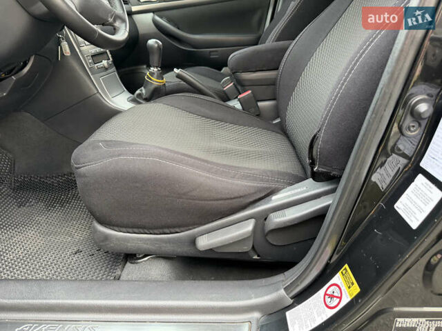 Черный Тойота Авенсис, объемом двигателя 1.8 л и пробегом 243 тыс. км за 7999 $, фото 31 на Automoto.ua