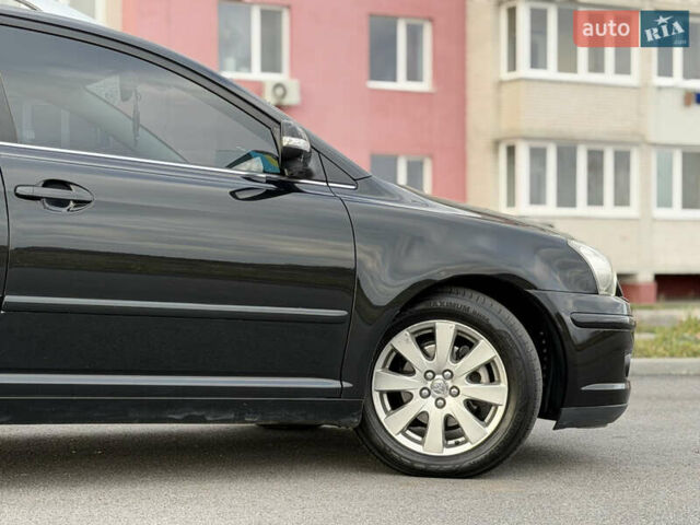 Черный Тойота Авенсис, объемом двигателя 1.8 л и пробегом 243 тыс. км за 7999 $, фото 12 на Automoto.ua
