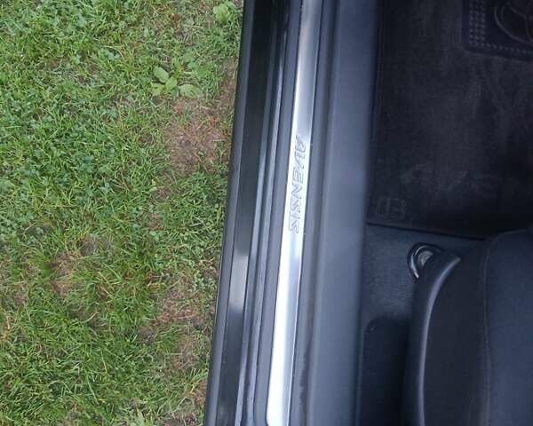 Чорний Тойота Авенсіс, об'ємом двигуна 1.8 л та пробігом 233 тис. км за 8200 $, фото 14 на Automoto.ua