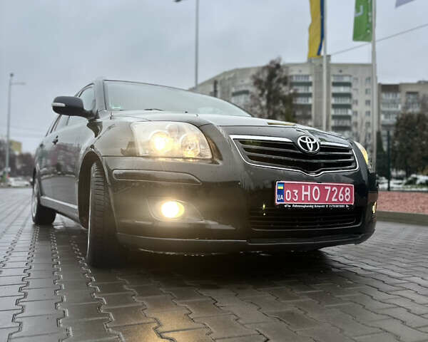 Чорний Тойота Авенсіс, об'ємом двигуна 1.8 л та пробігом 155 тис. км за 7350 $, фото 4 на Automoto.ua