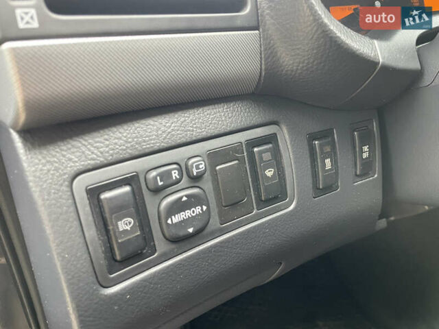 Чорний Тойота Авенсіс, об'ємом двигуна 2 л та пробігом 250 тис. км за 5480 $, фото 20 на Automoto.ua