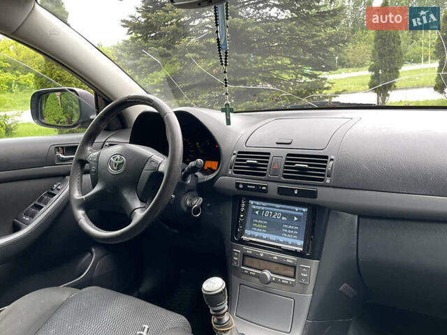 Чорний Тойота Авенсіс, об'ємом двигуна 2 л та пробігом 250 тис. км за 5480 $, фото 27 на Automoto.ua
