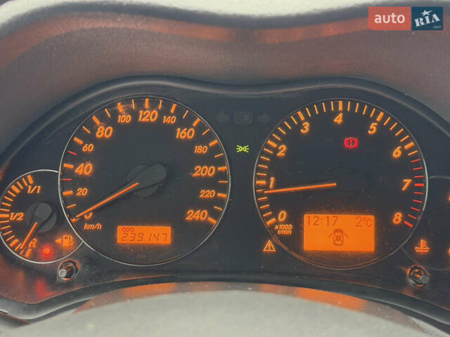 Черный Тойота Авенсис, объемом двигателя 1.8 л и пробегом 230 тыс. км за 8199 $, фото 49 на Automoto.ua