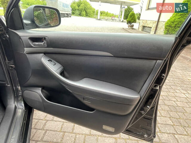 Чорний Тойота Авенсіс, об'ємом двигуна 2 л та пробігом 250 тис. км за 5480 $, фото 30 на Automoto.ua