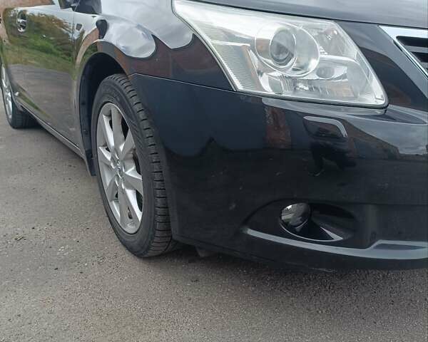 Черный Тойота Авенсис, объемом двигателя 1.6 л и пробегом 189 тыс. км за 8700 $, фото 5 на Automoto.ua