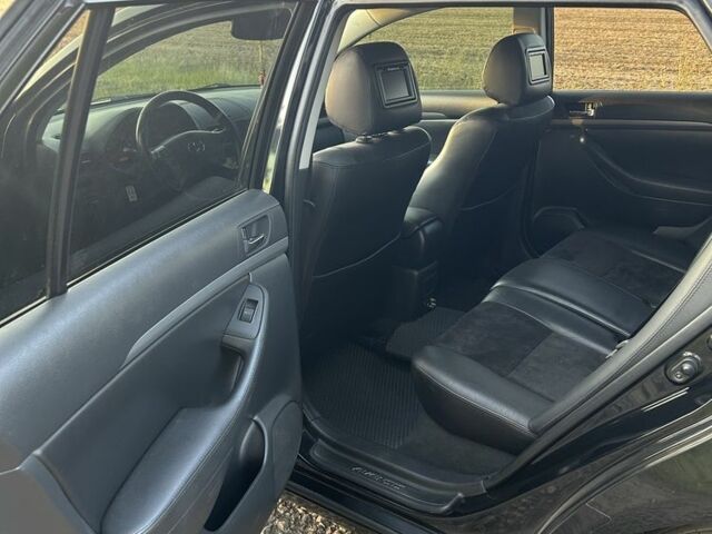 Чорний Тойота Авенсіс, об'ємом двигуна 2.2 л та пробігом 238 тис. км за 7500 $, фото 10 на Automoto.ua