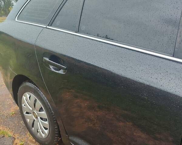 Чорний Тойота Авенсіс, об'ємом двигуна 2 л та пробігом 353 тис. км за 7600 $, фото 2 на Automoto.ua