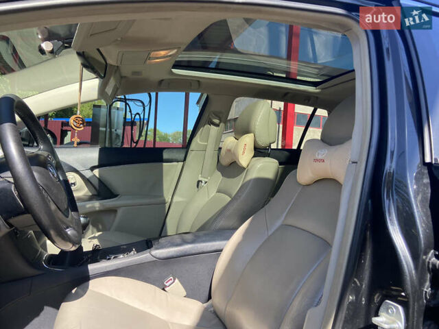 Черный Тойота Авенсис, объемом двигателя 2.2 л и пробегом 290 тыс. км за 7700 $, фото 2 на Automoto.ua