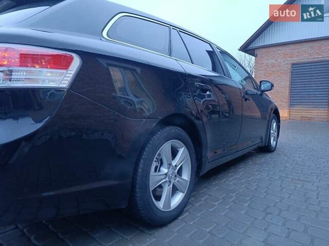 Черный Тойота Авенсис, объемом двигателя 2 л и пробегом 221 тыс. км за 7800 $, фото 18 на Automoto.ua