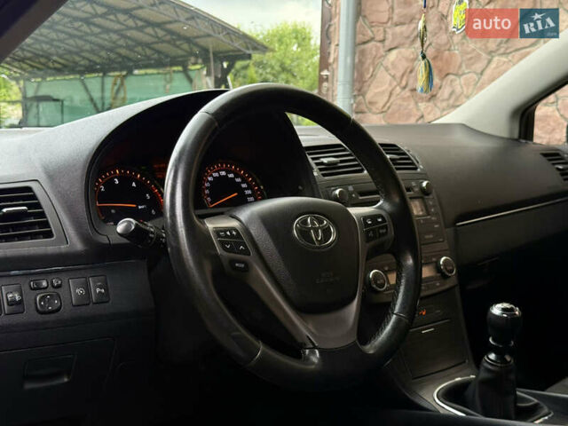 Черный Тойота Авенсис, объемом двигателя 2 л и пробегом 245 тыс. км за 8100 $, фото 13 на Automoto.ua