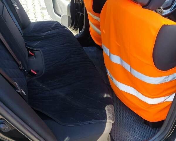 Чорний Тойота Авенсіс, об'ємом двигуна 2 л та пробігом 260 тис. км за 8700 $, фото 13 на Automoto.ua