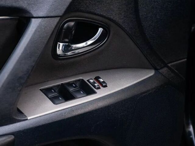 Черный Тойота Авенсис, объемом двигателя 2.2 л и пробегом 187 тыс. км за 6299 $, фото 8 на Automoto.ua
