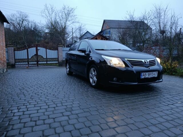 Черный Тойота Авенсис, объемом двигателя 2 л и пробегом 221 тыс. км за 7800 $, фото 4 на Automoto.ua