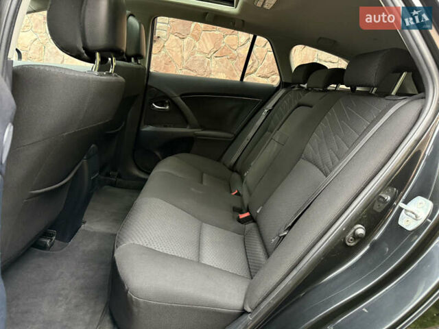 Черный Тойота Авенсис, объемом двигателя 2 л и пробегом 245 тыс. км за 8100 $, фото 26 на Automoto.ua