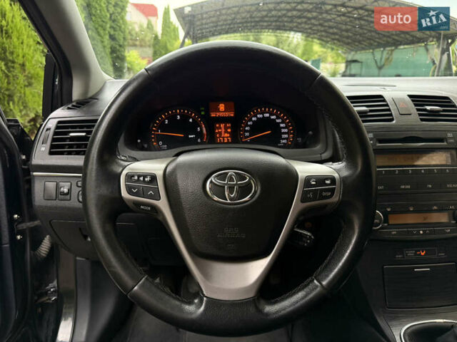 Черный Тойота Авенсис, объемом двигателя 2 л и пробегом 245 тыс. км за 8100 $, фото 14 на Automoto.ua