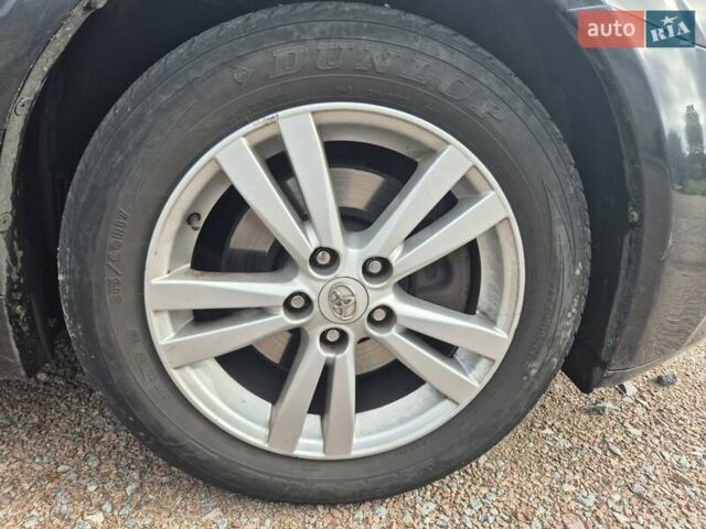 Черный Тойота Авенсис, объемом двигателя 2.23 л и пробегом 253 тыс. км за 9600 $, фото 11 на Automoto.ua