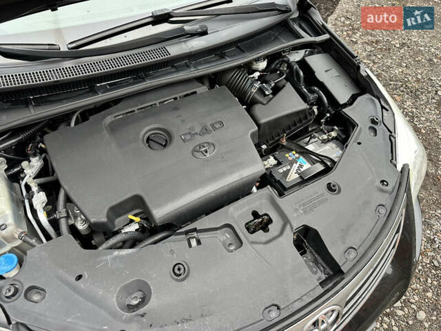 Черный Тойота Авенсис, объемом двигателя 2 л и пробегом 290 тыс. км за 7850 $, фото 20 на Automoto.ua