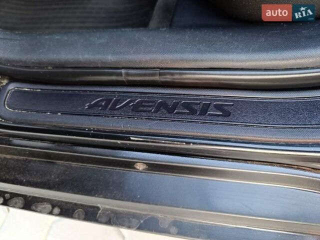 Черный Тойота Авенсис, объемом двигателя 2.23 л и пробегом 240 тыс. км за 8500 $, фото 8 на Automoto.ua